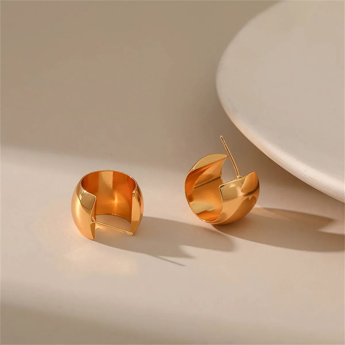 18K Gold-Plated Wide Brimmed Stud Earring