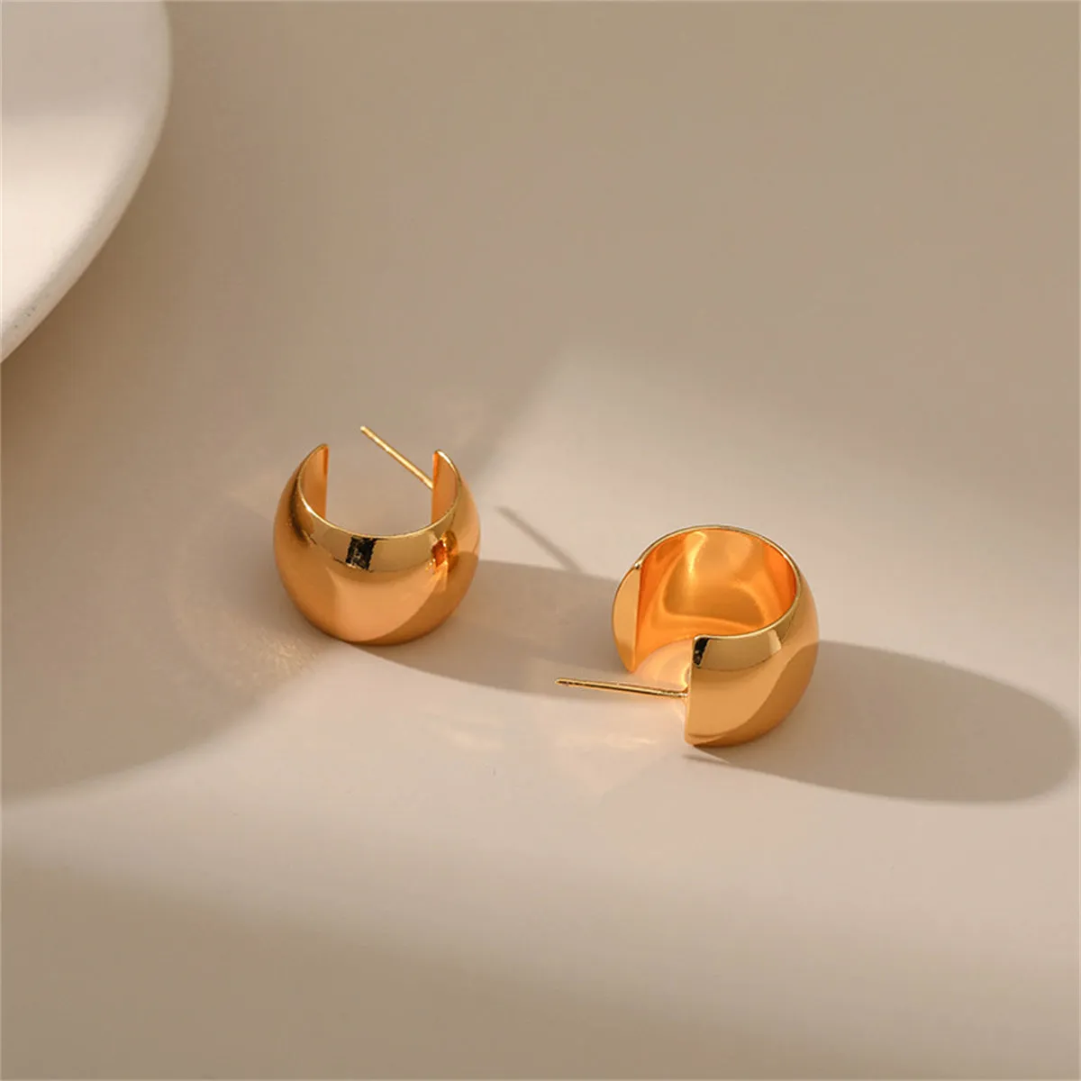 18K Gold-Plated Wide Brimmed Stud Earring