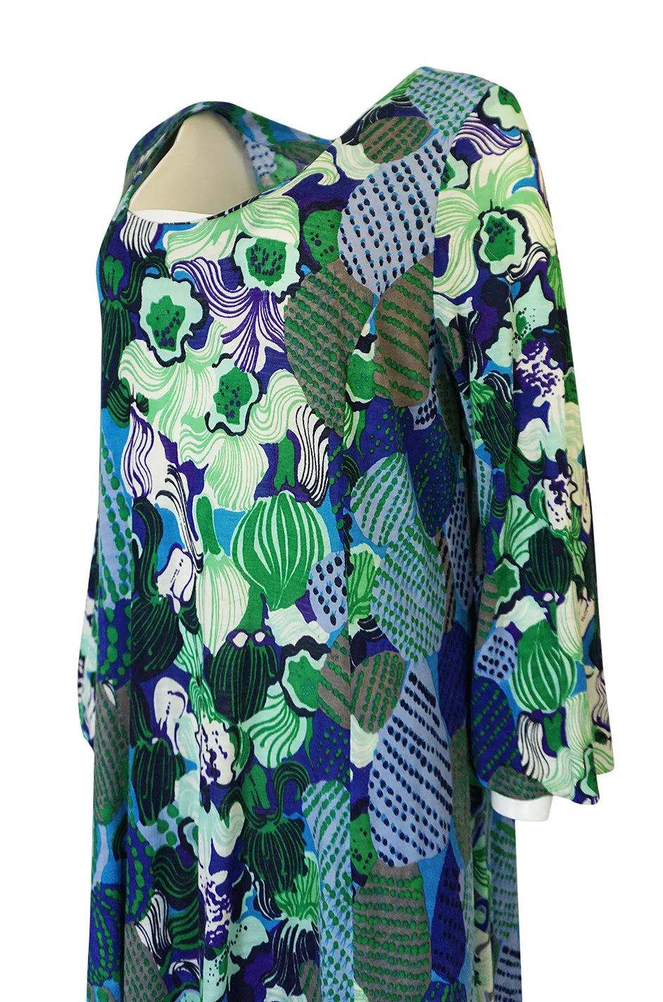 1960s La Mendola Printed Light Wool Jersey Wide Sleeve Caftan Dress