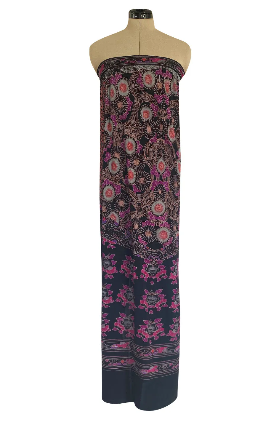 Beautiful 1970s Leonard Strapless Printed Silk Jersey Dress w Matching Silk Chiffon Cape