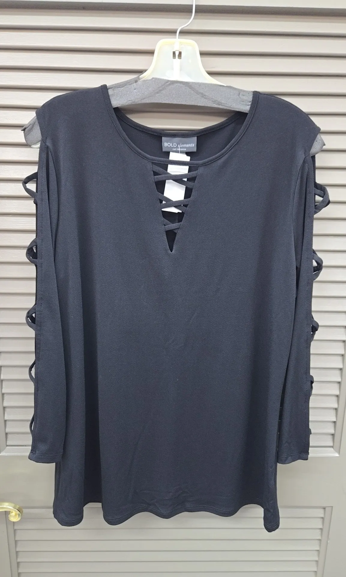 BOLD ELEMENTS Size XL Shirt