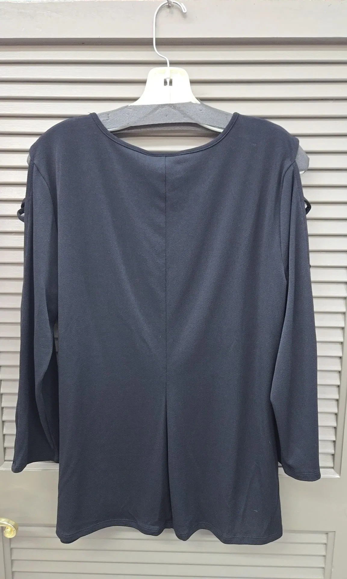 BOLD ELEMENTS Size XL Shirt