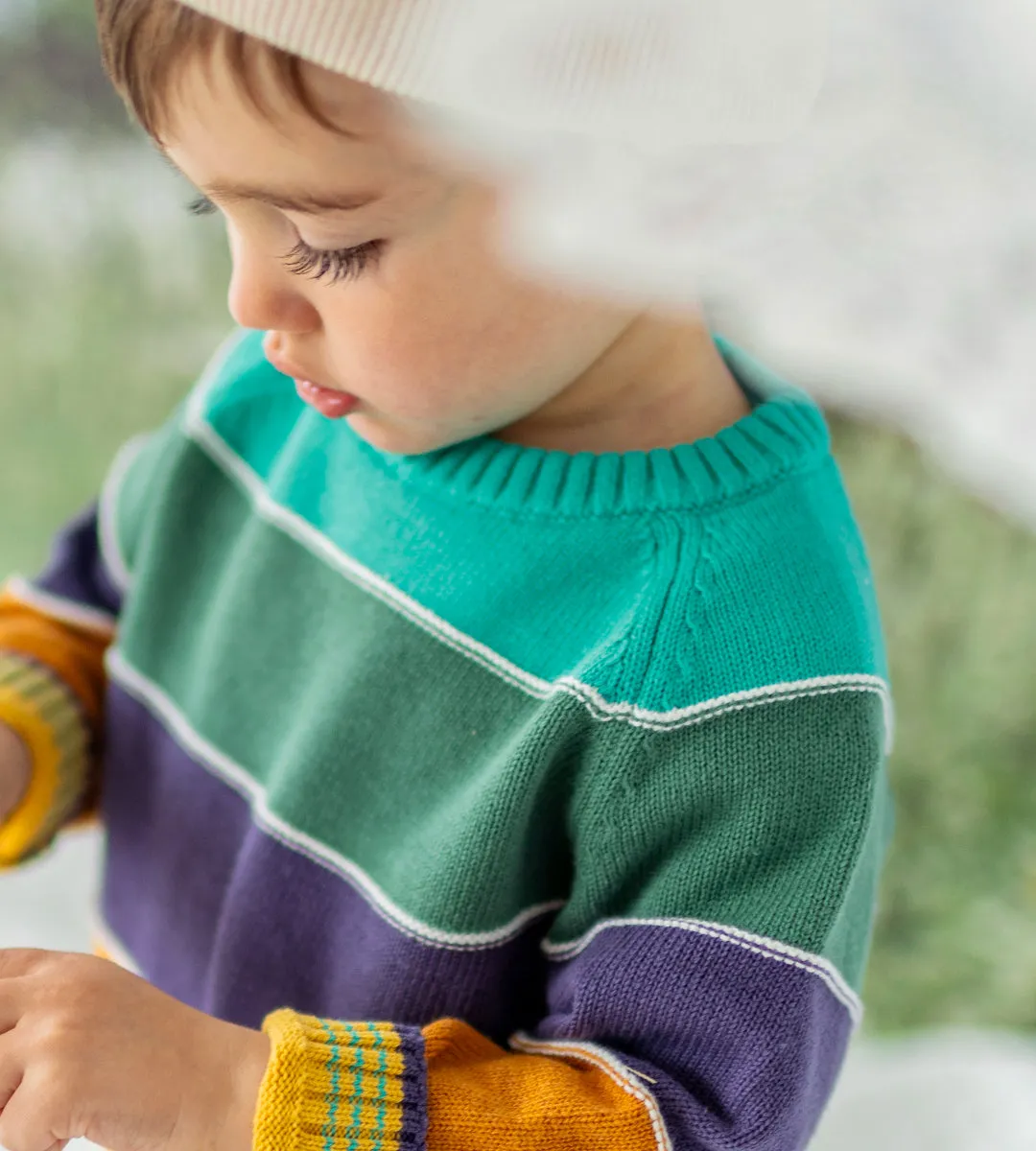 Chandail en tricot à rayures colorées, bébé|| Knit sweater with colorful stripes, baby