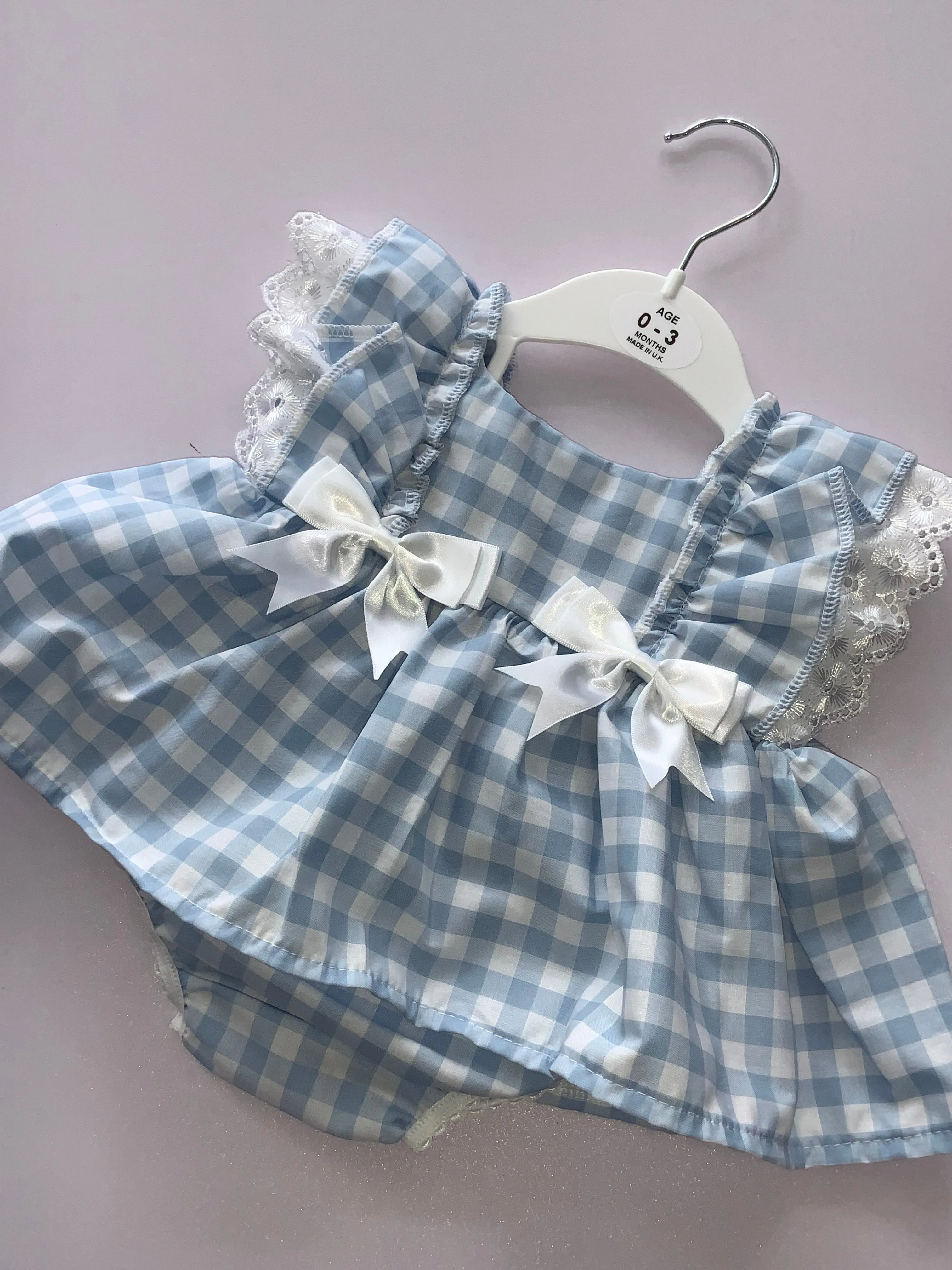 Checked dress and pants 05242285