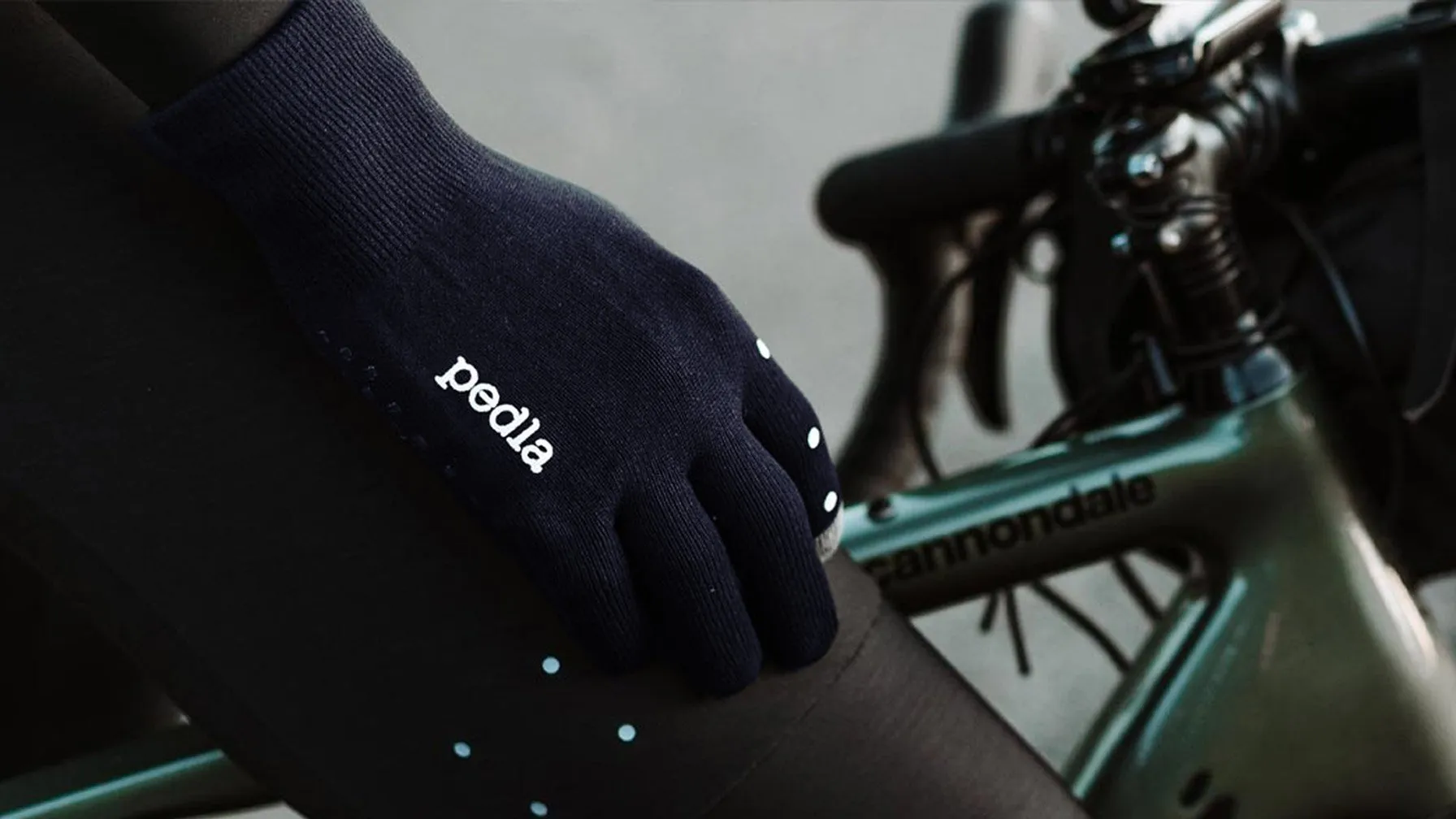 Core / AquaSHIELD Gloves - Navy