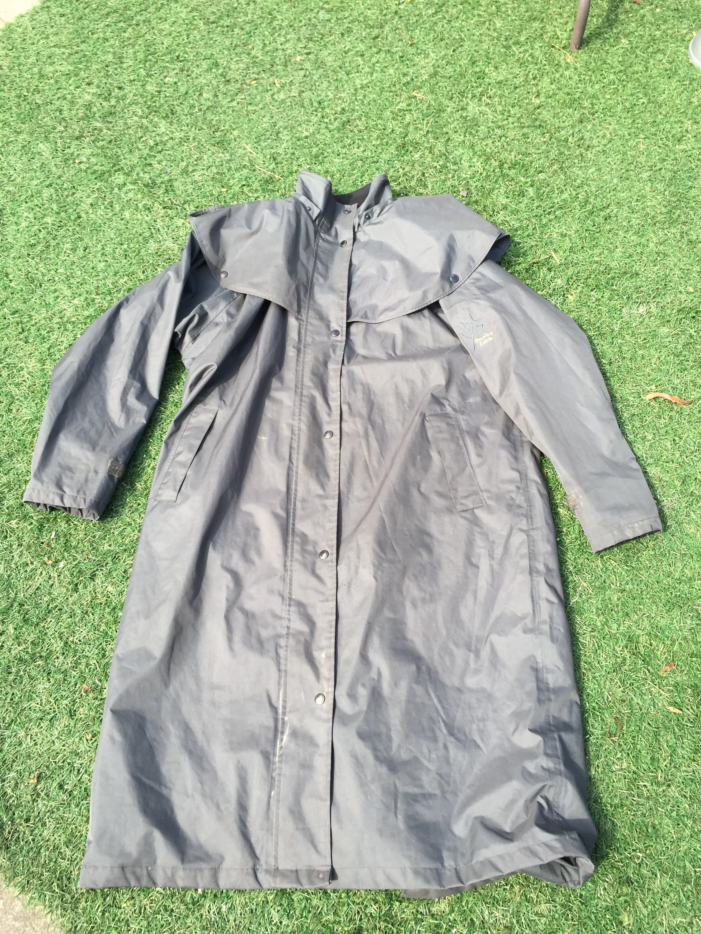 Country estate long waterproof coat size 18 FREE POSTAGE