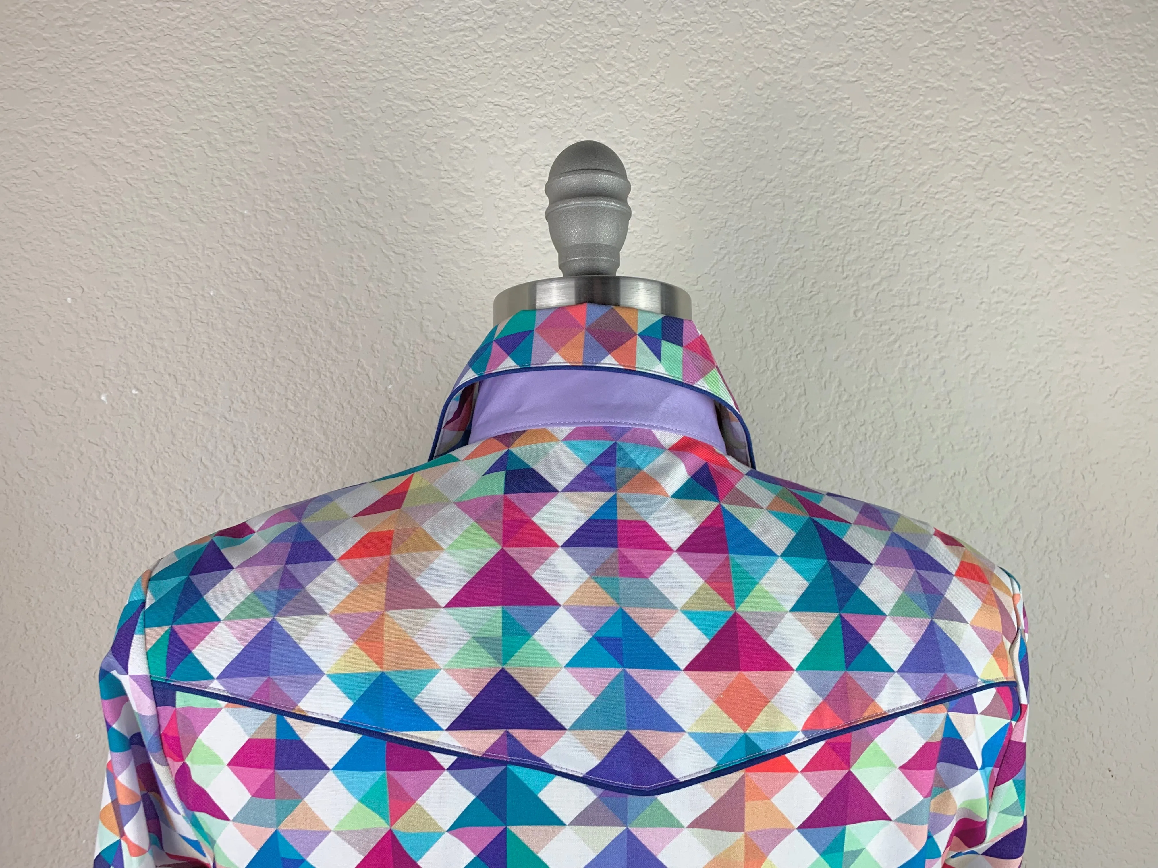 CR Tradition Colorful Geometric Triangles White