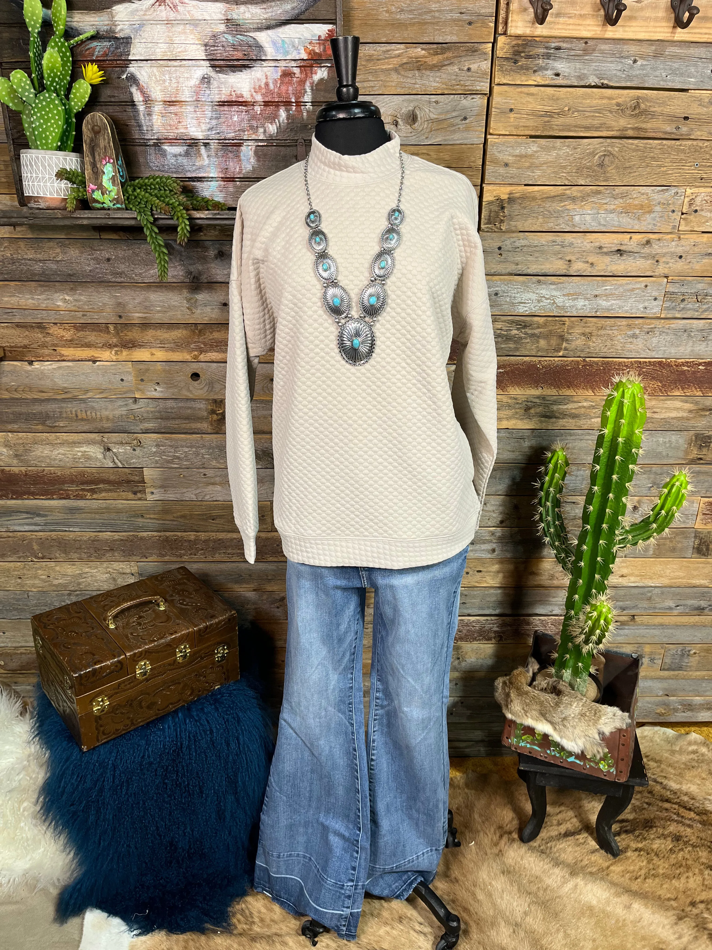 Daisy Textured Top