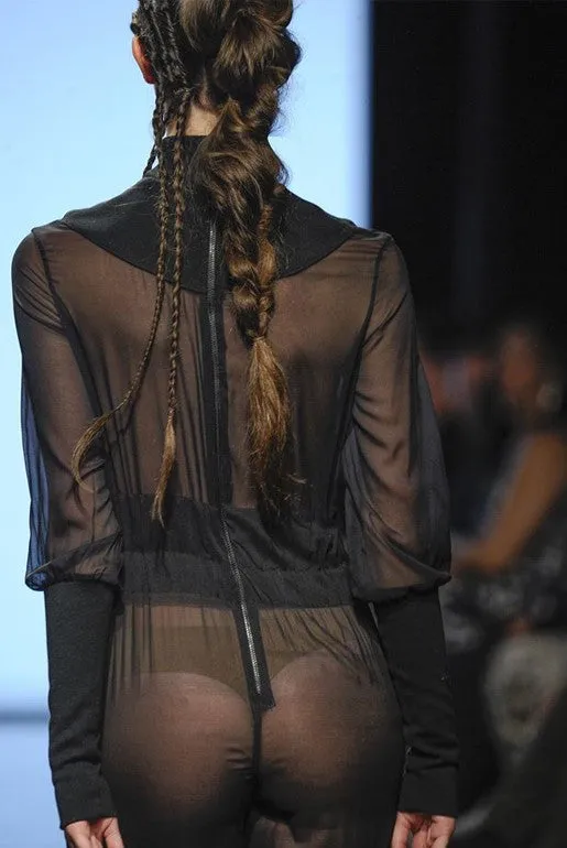 DARK TEMPTATION Look 8