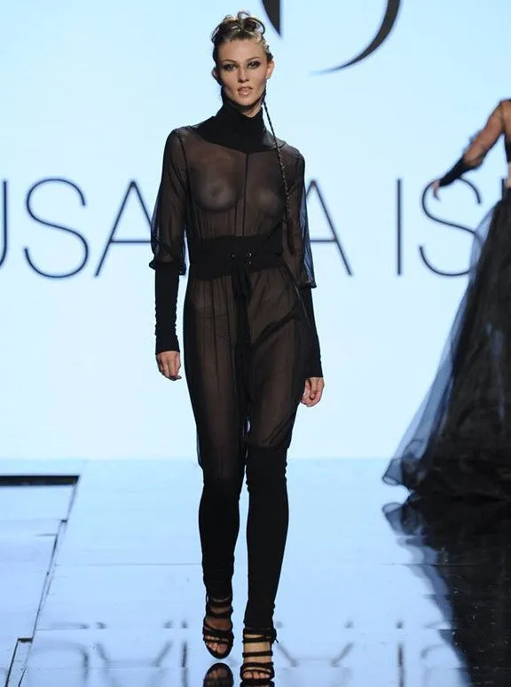 DARK TEMPTATION Look 8
