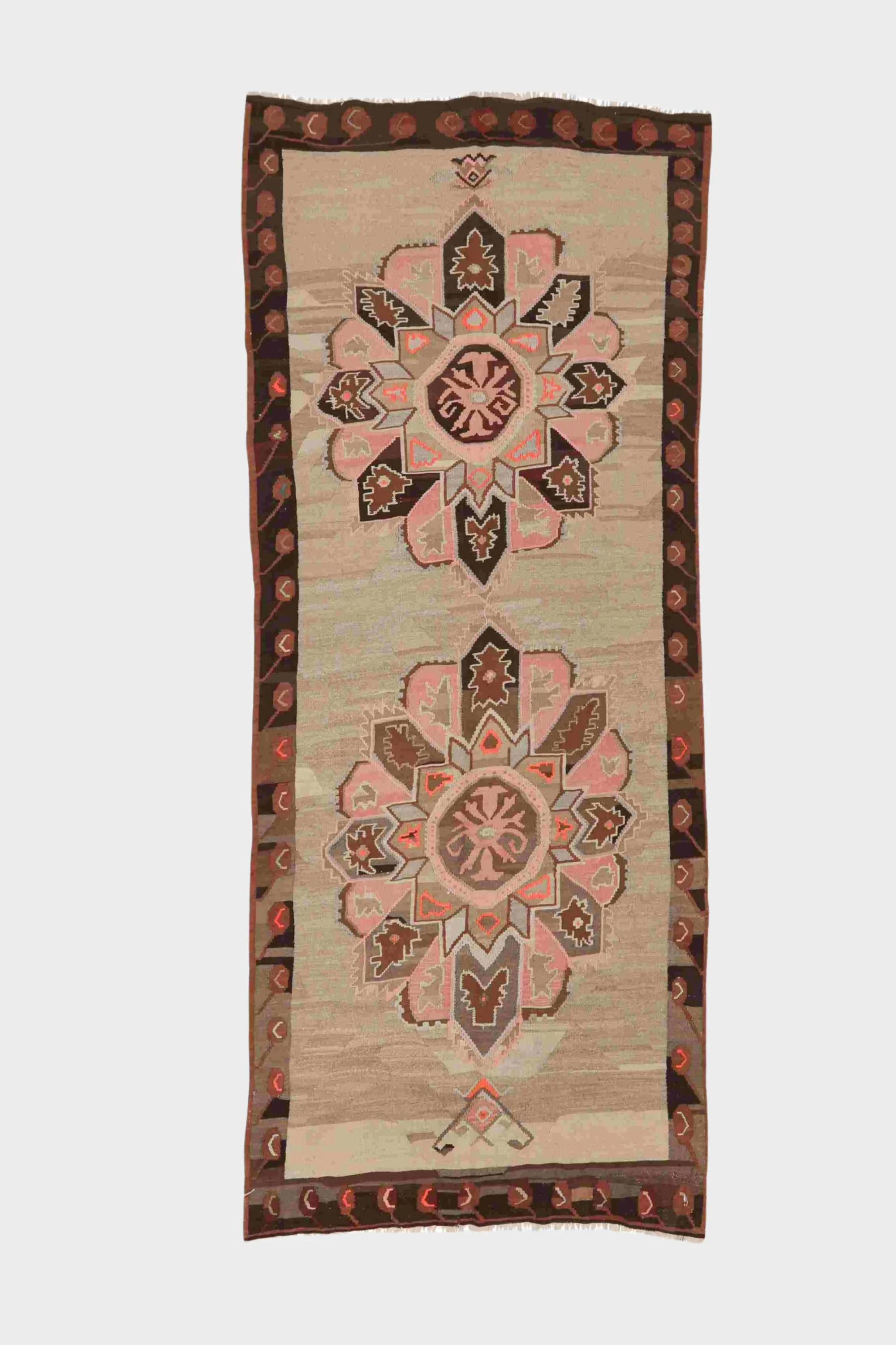 District Loom x Urban Outfitters Medium Rug No. 037 | 4'10 x 9'6