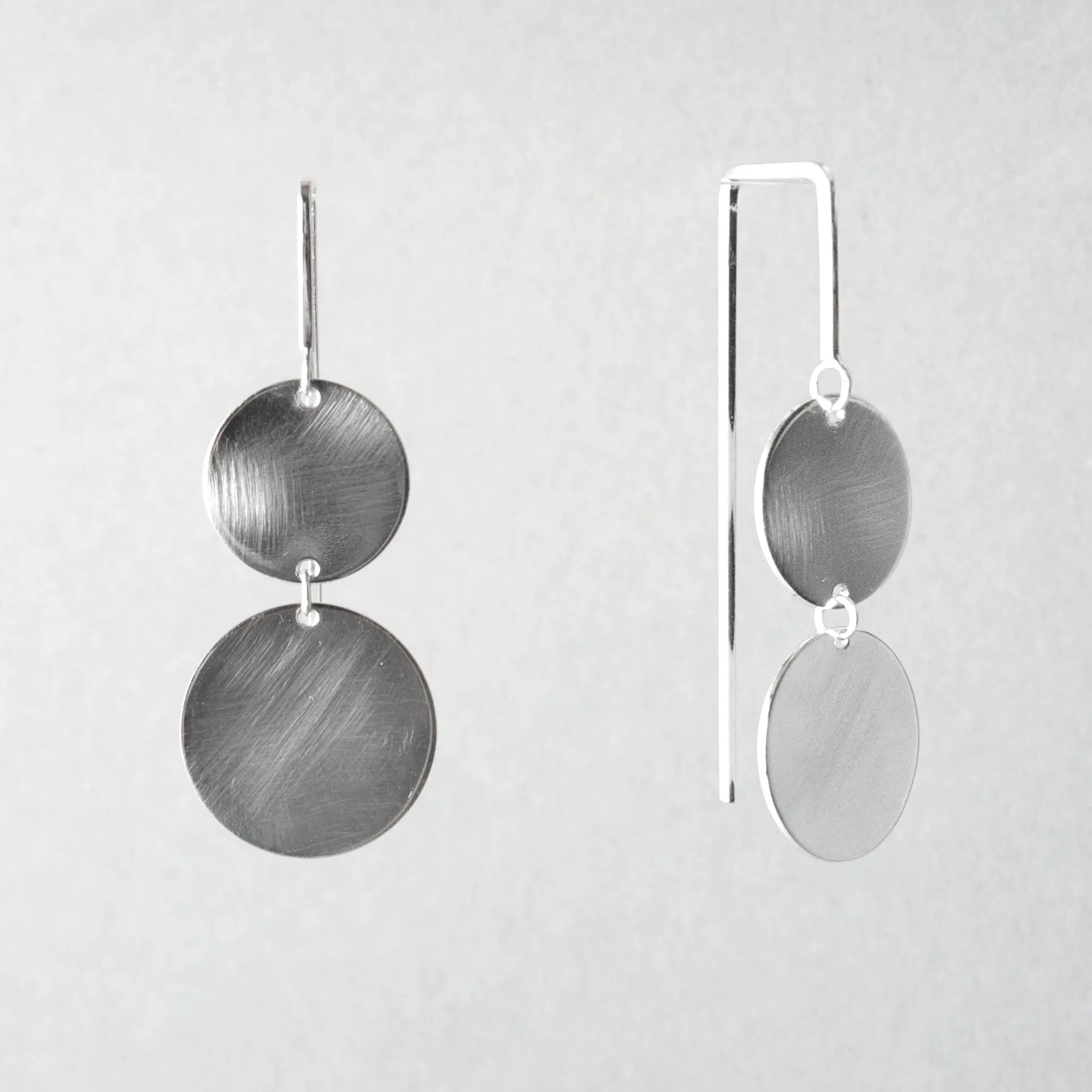 DOUBLE PENDULUM EARRING