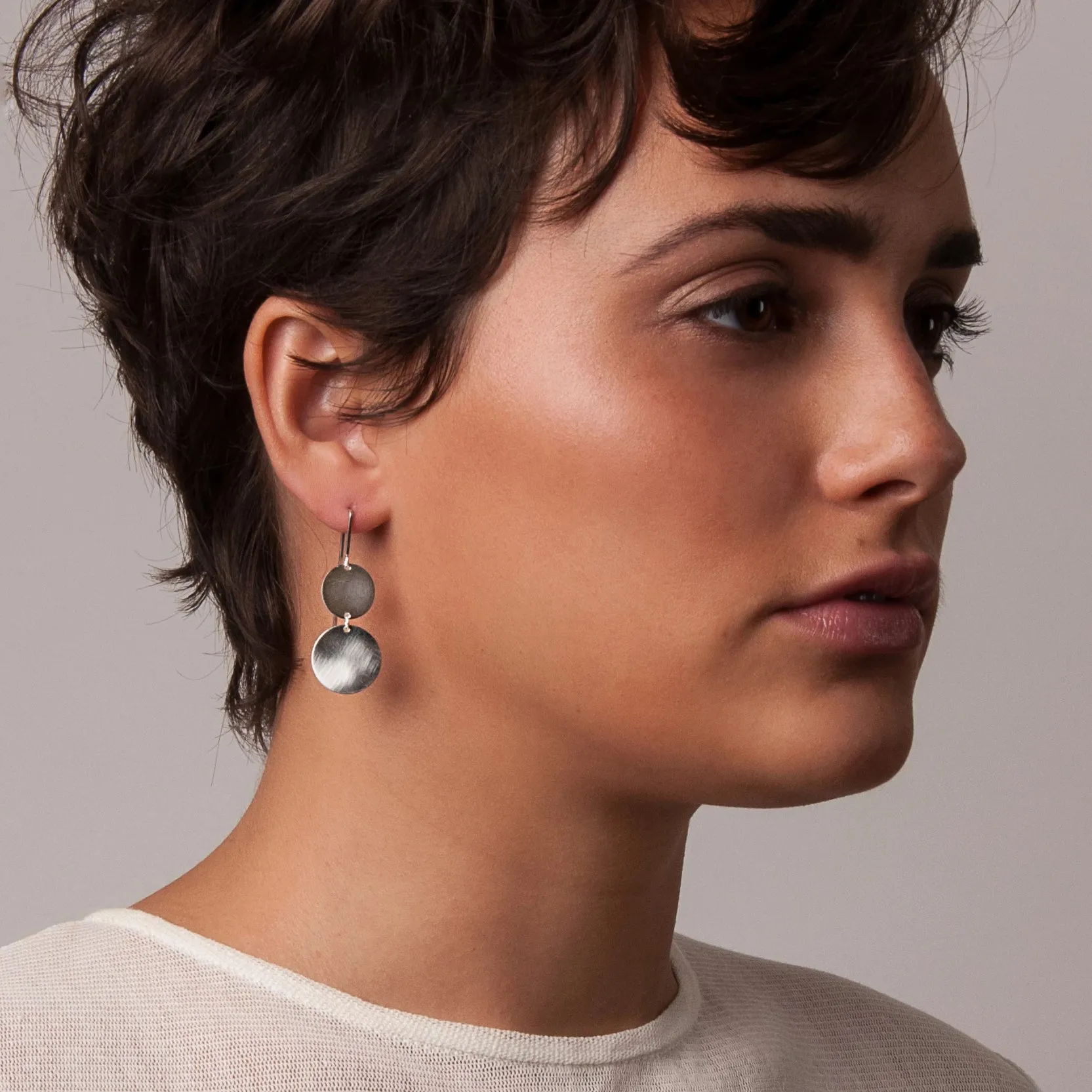 DOUBLE PENDULUM EARRING