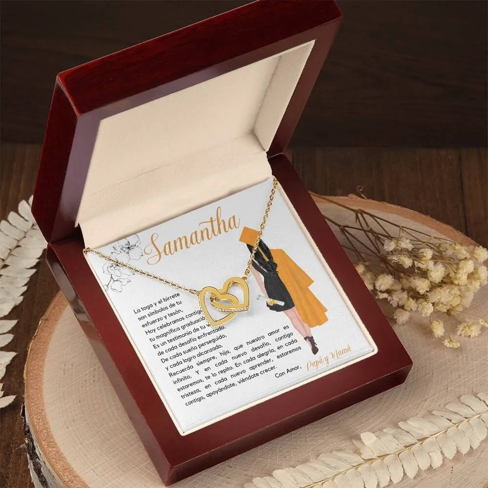El Regalo Perfecto para Celebrar su Graduación, Collar Corazones Entrelazados con Tarjeta Personalizada