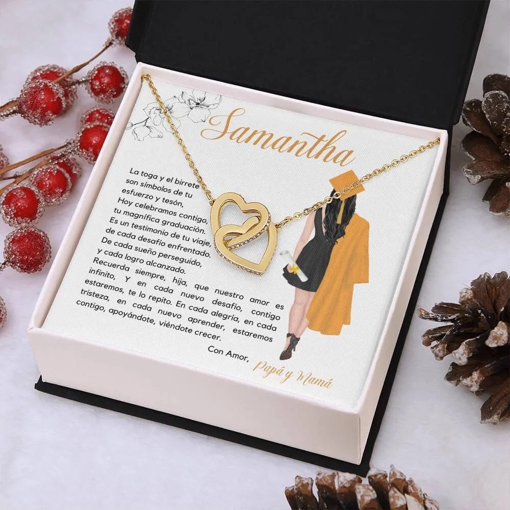El Regalo Perfecto para Celebrar su Graduación, Collar Corazones Entrelazados con Tarjeta Personalizada