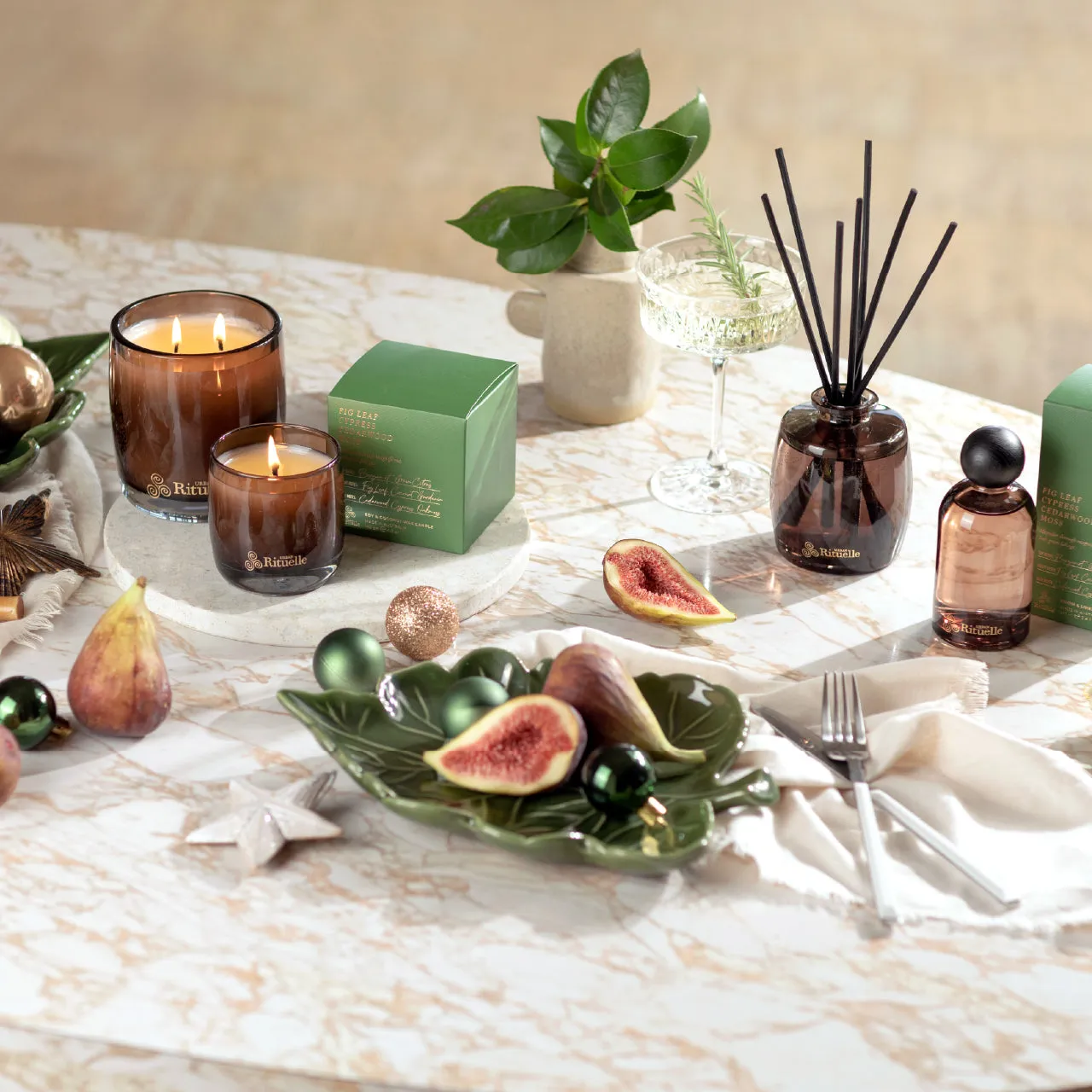 Fig Leaf, Cypress, Cedarwood, Moss Scented Soy Candle | 400gm