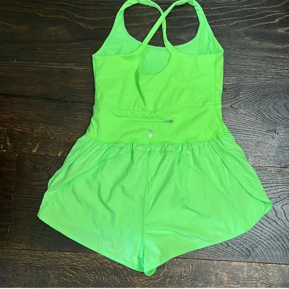 FP Movement Righteous Onsie Neon Green Women's. Medium NWOTS!! Lime Glow!!