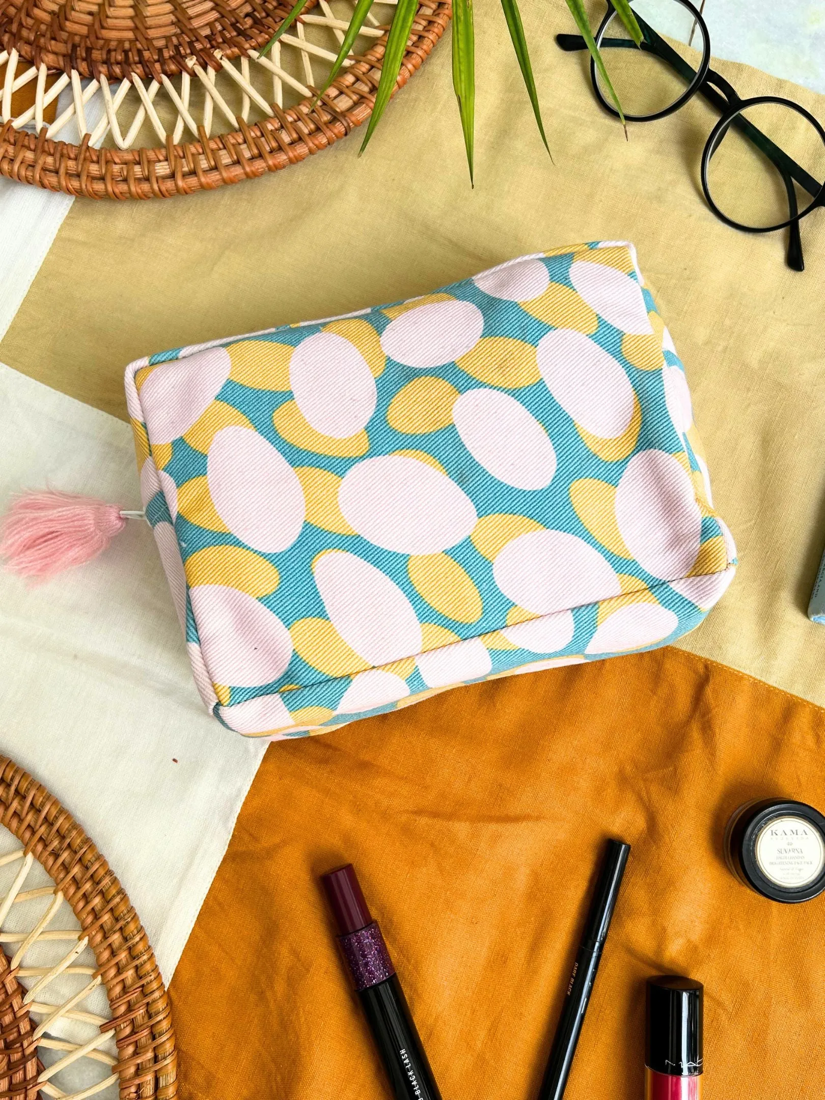 Fusion Fantasy Pouch