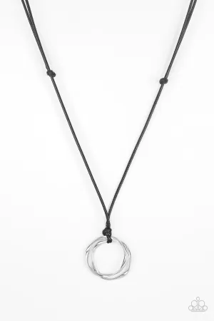 Go To Your ROAM! Black Urban Necklace