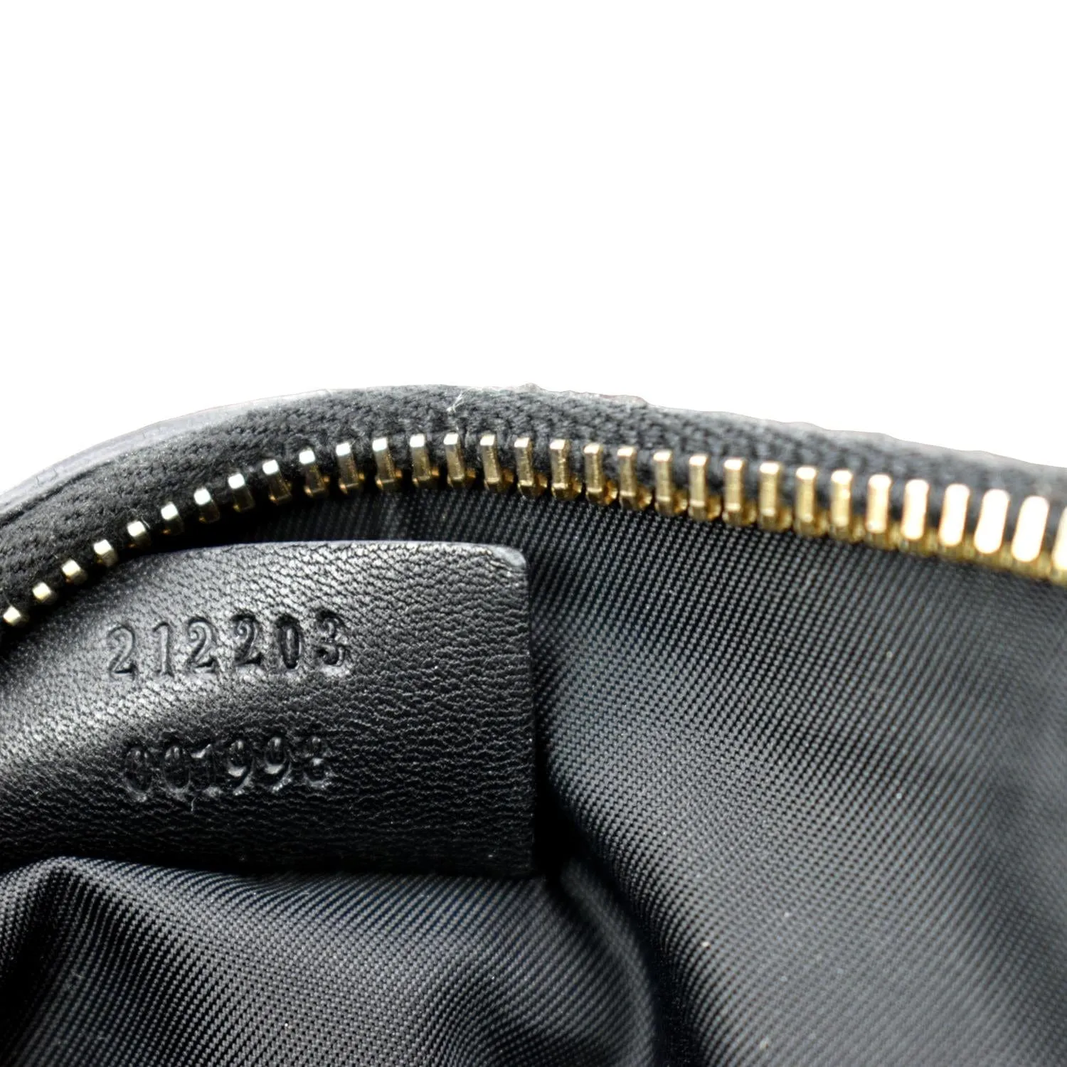GUCCI Guccissima Leather GG Wristlet Pochette Black 212203