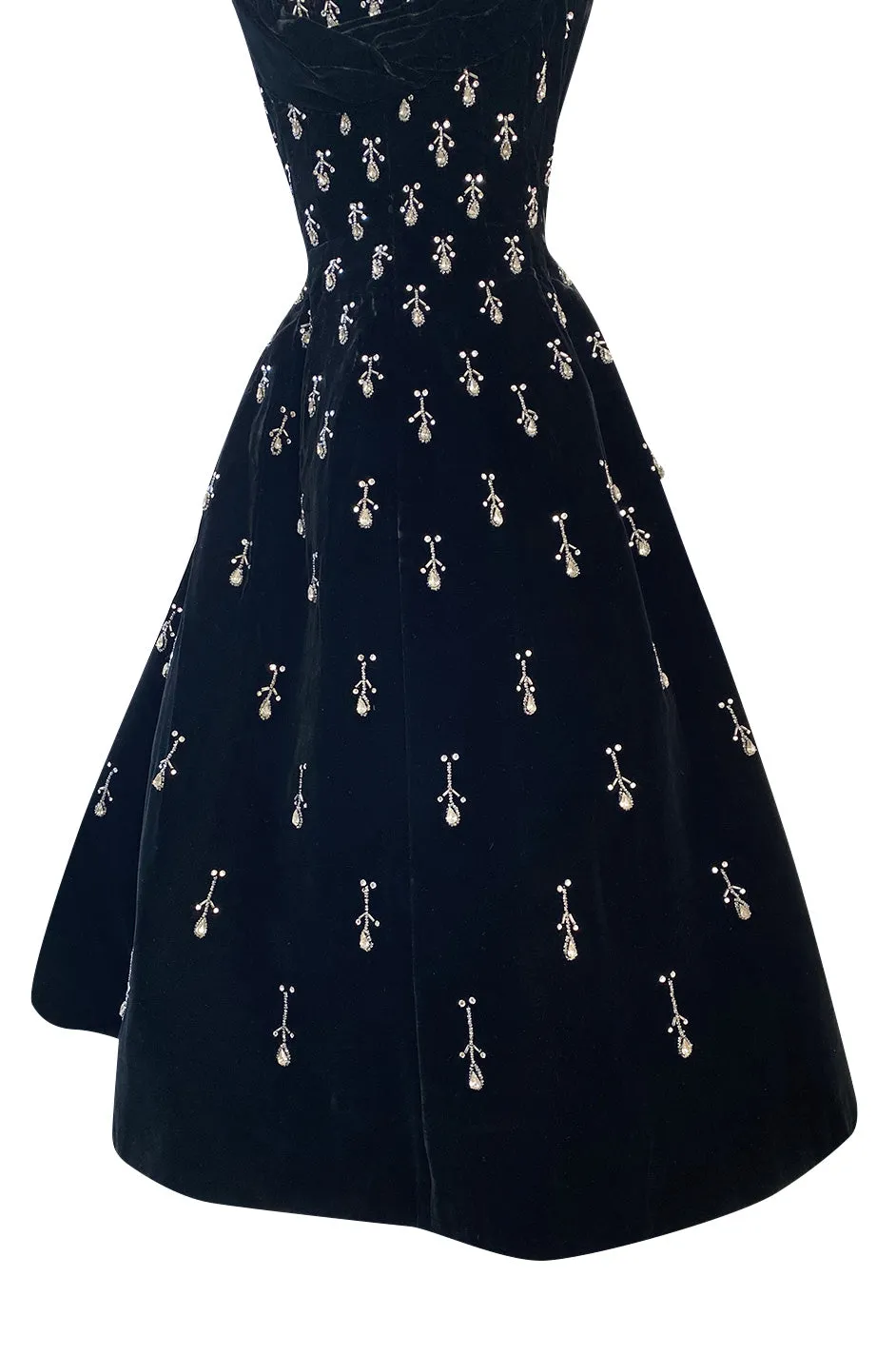 Incredible 1950s Ceil Chapman Jewelled Rhinestone Tear Drop Black Velvet Shelf Bust Dress