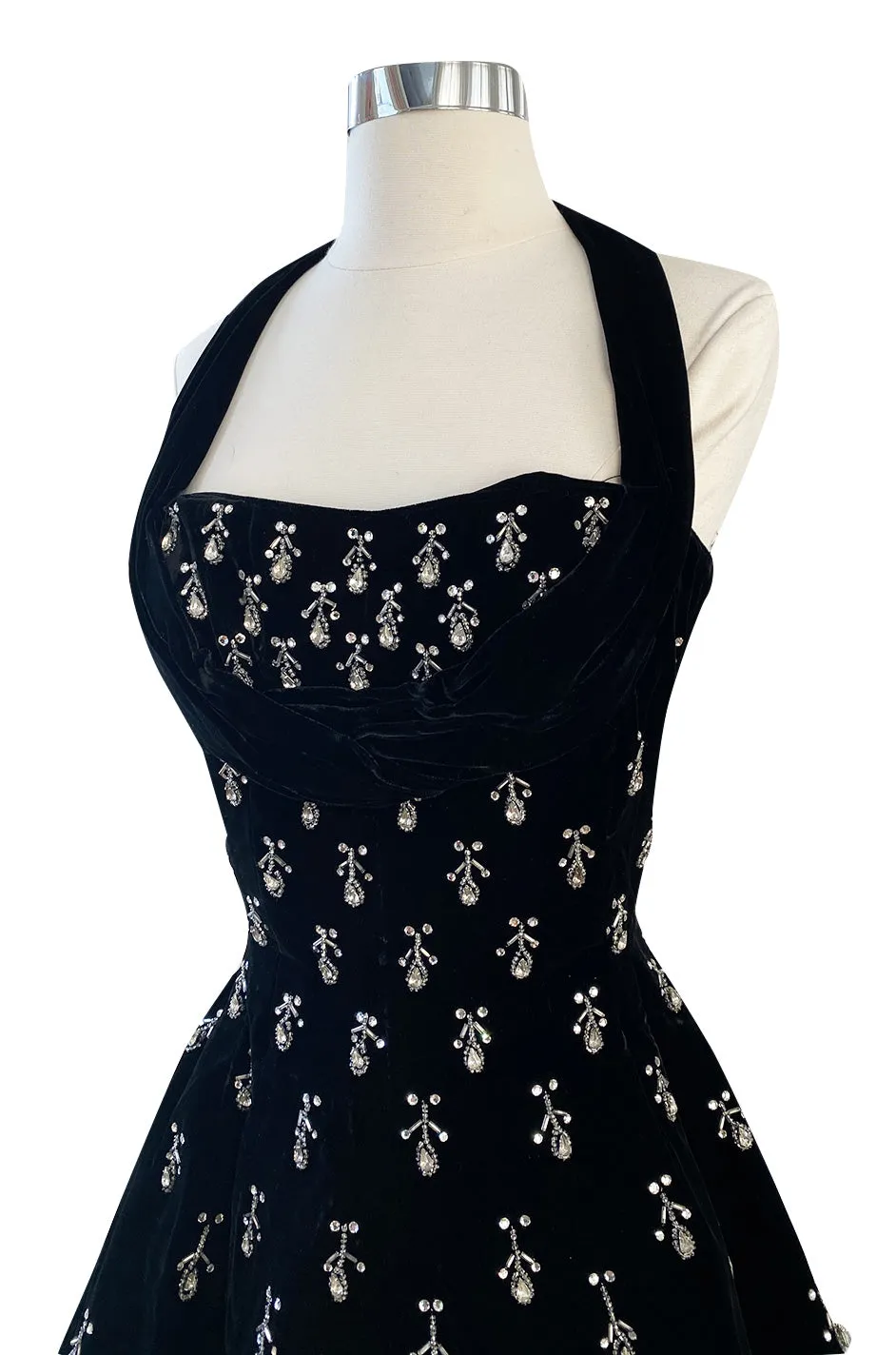 Incredible 1950s Ceil Chapman Jewelled Rhinestone Tear Drop Black Velvet Shelf Bust Dress