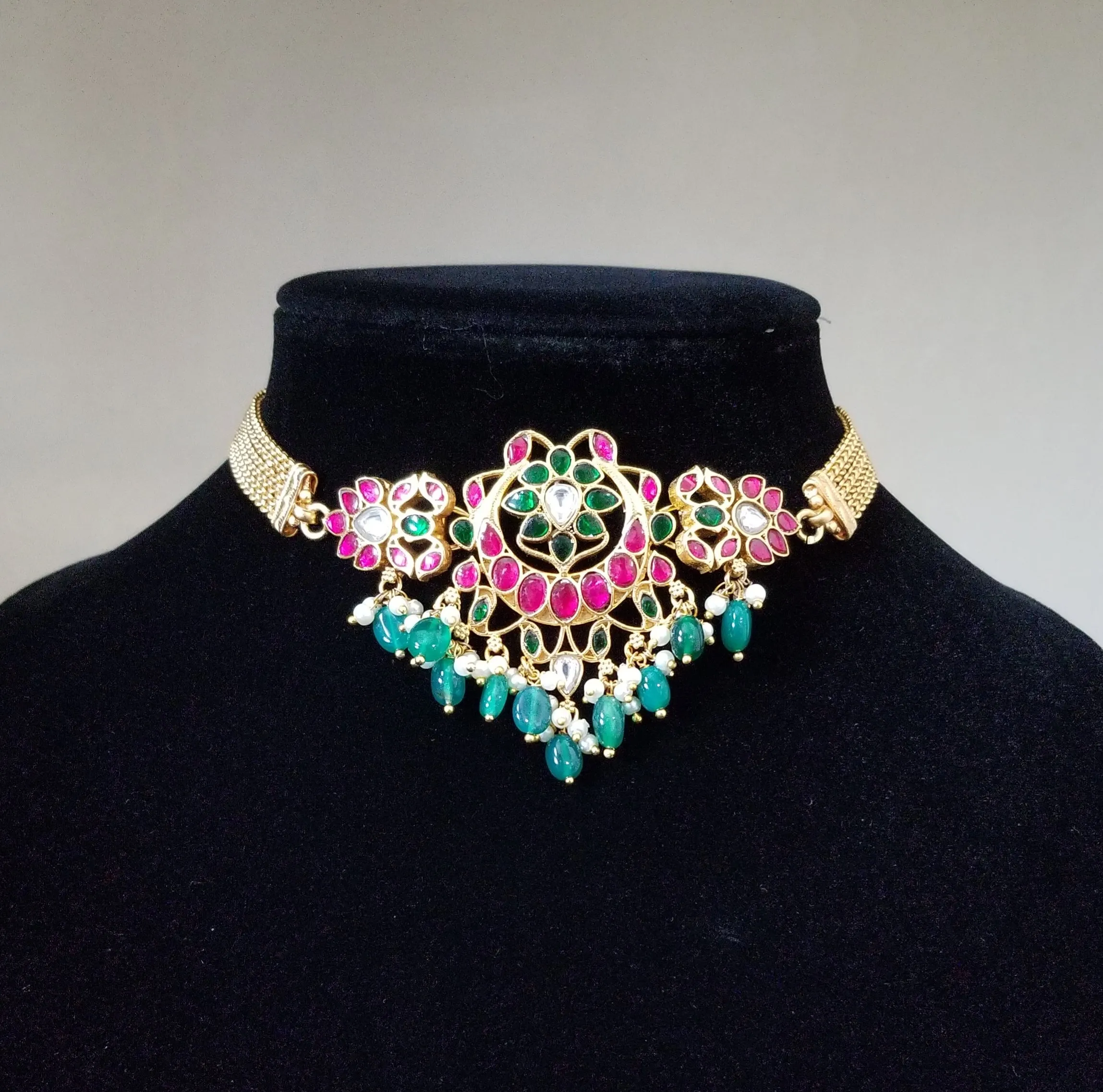 Jadau Kundan Choker With Gold Plating