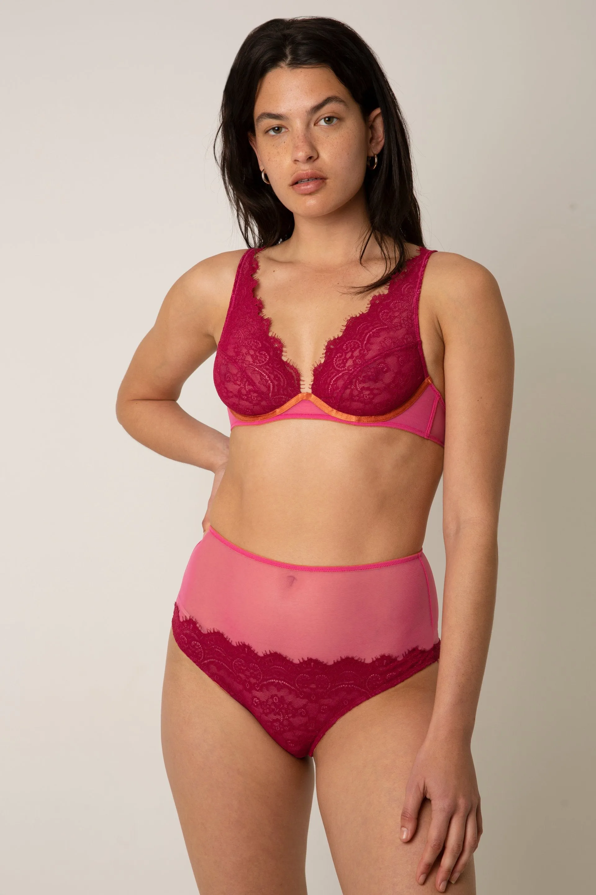 KIRAN HIGH APEX UNDERWIRE BRA