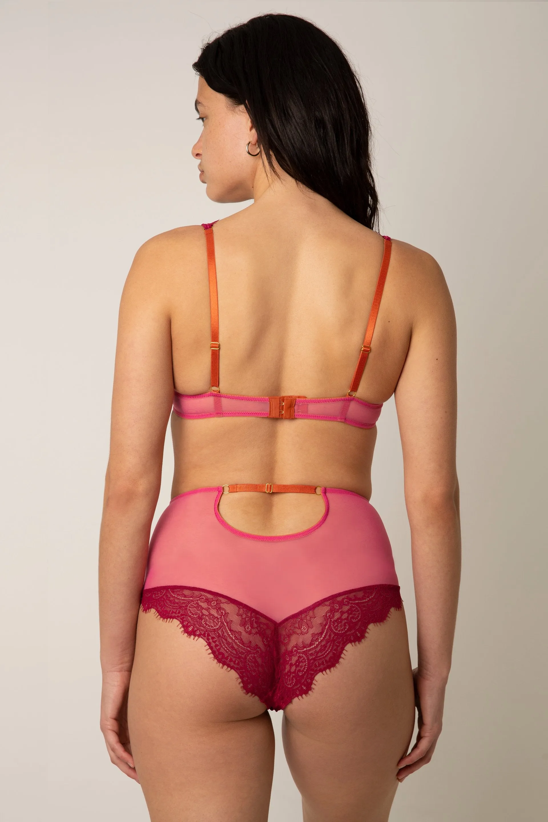 KIRAN HIGH APEX UNDERWIRE BRA