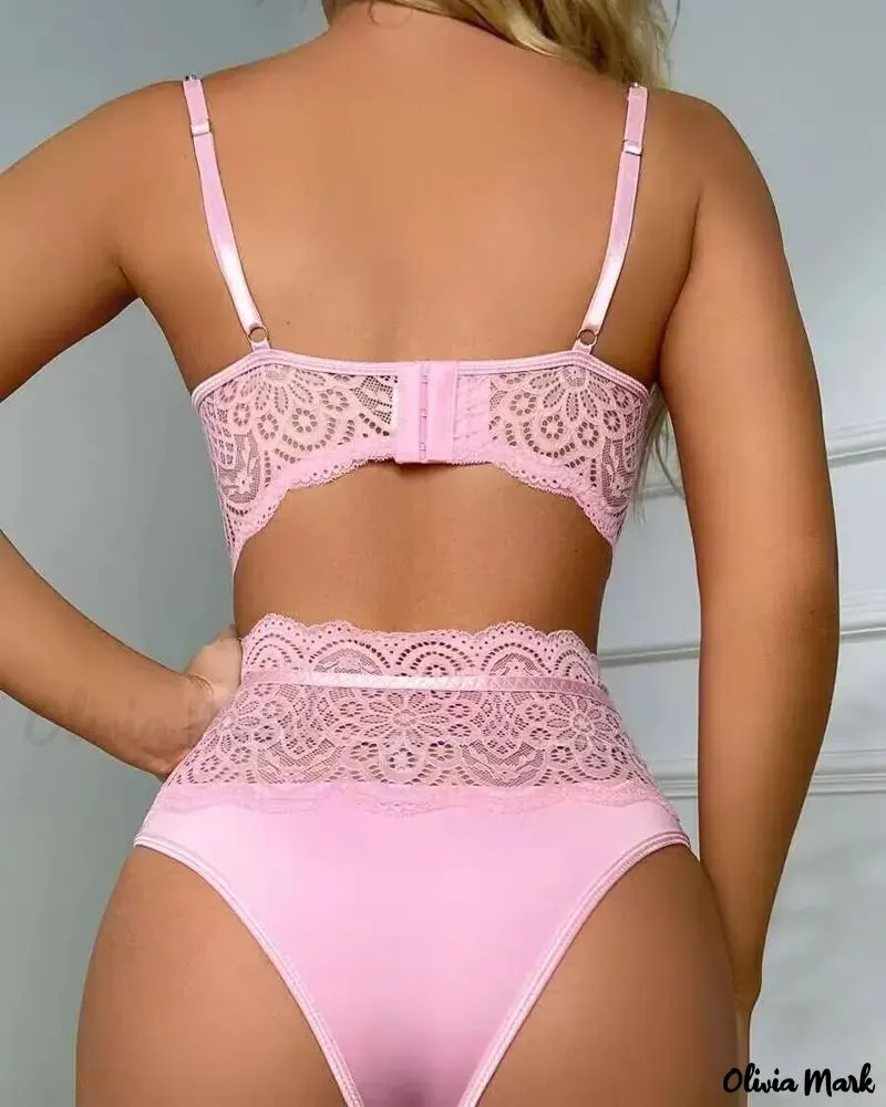 Lingerie set with lace garter
