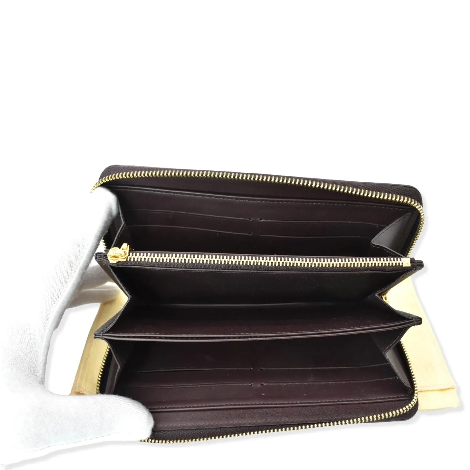 LOUIS VUITTON Monogram Vernis Zippy Wallet Amarante