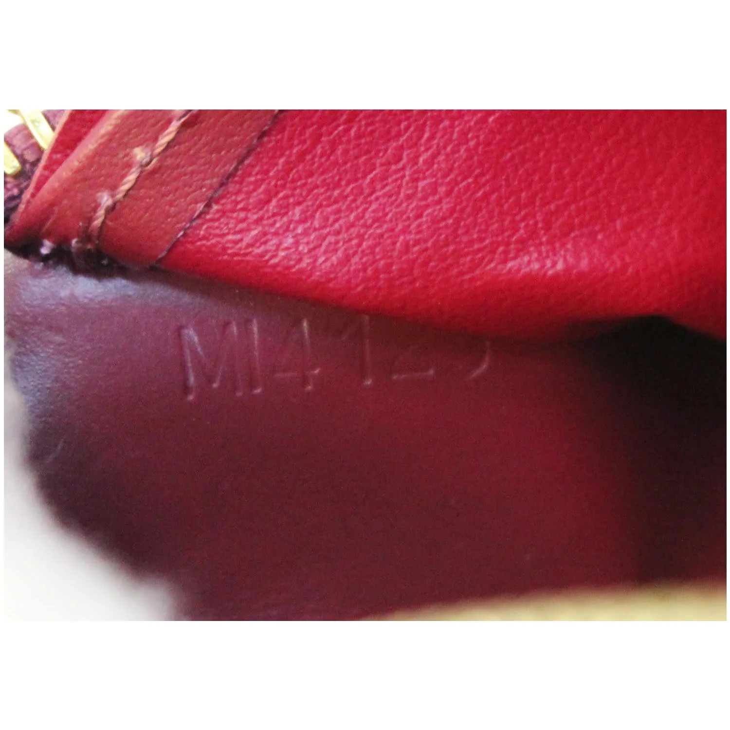 LOUIS VUITTON Monogram Vernis Zippy Wallet Amarante