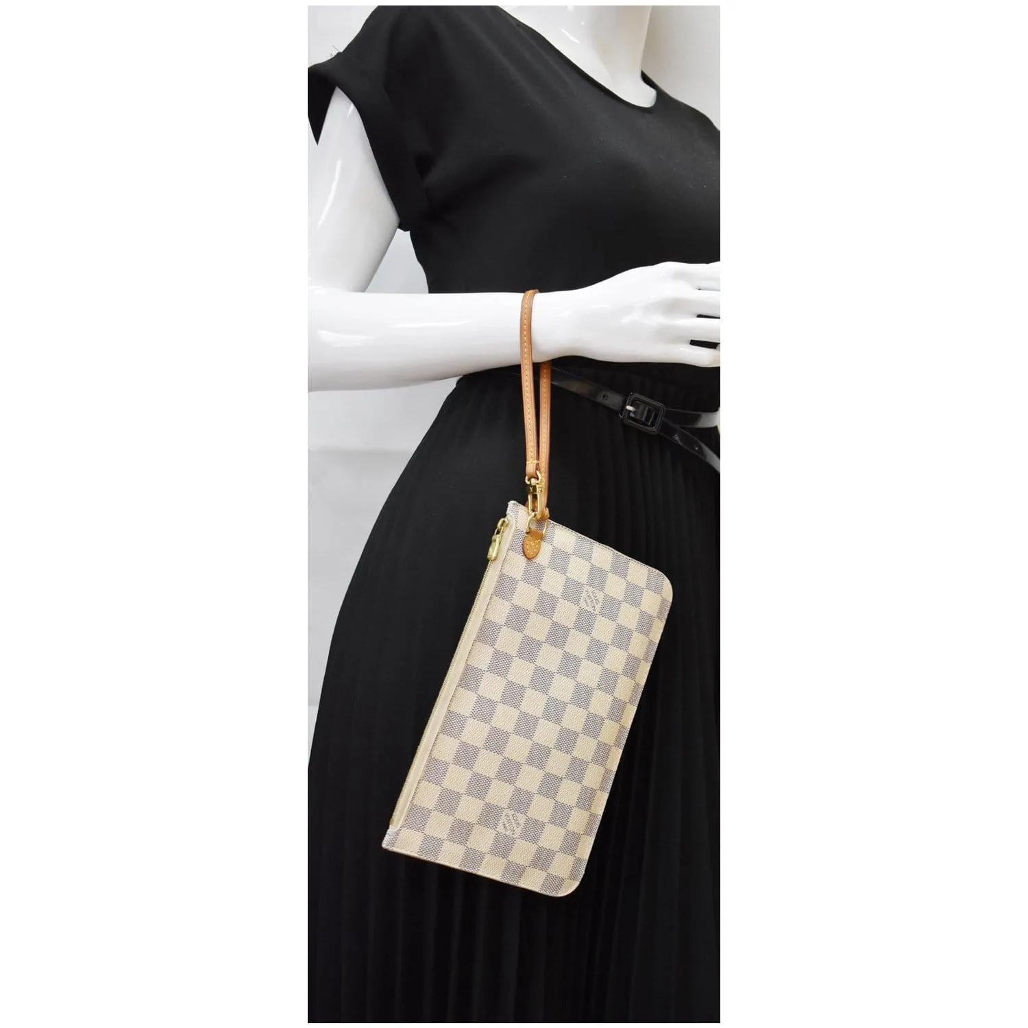 LOUIS VUITTON Neverfull MM Damier Azur Pochette Wristlet Pouch White