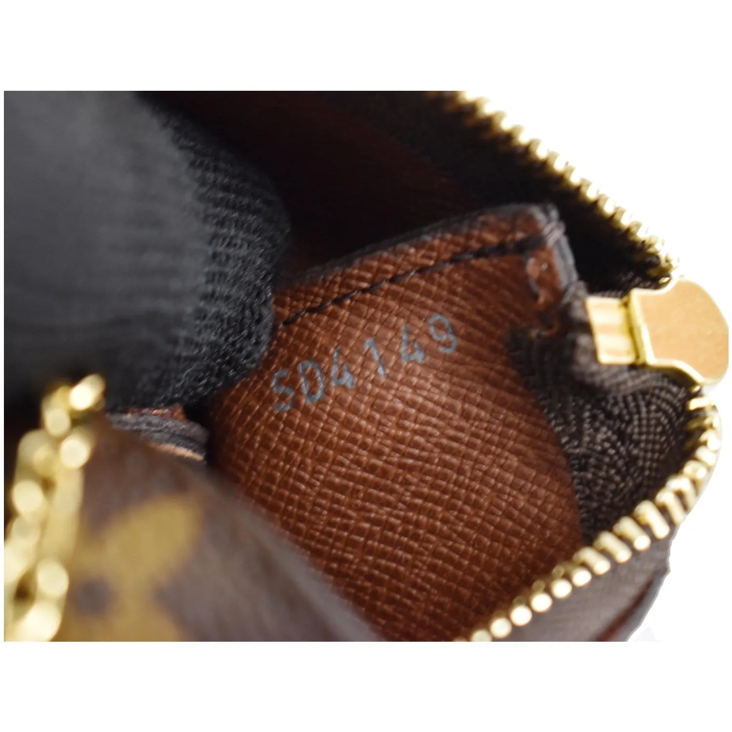 LOUIS VUITTON Pochette Key Cles Monogram Canvas Coin Case Brown