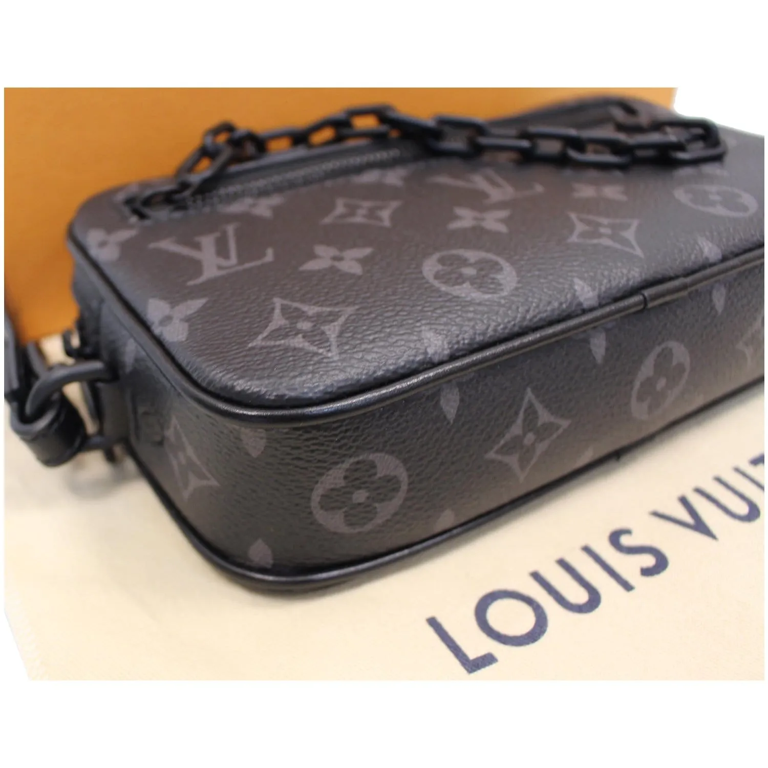 LOUIS VUITTON Pochette Volga Monogram Eclipse Clutch Bag Black - 15% OFF