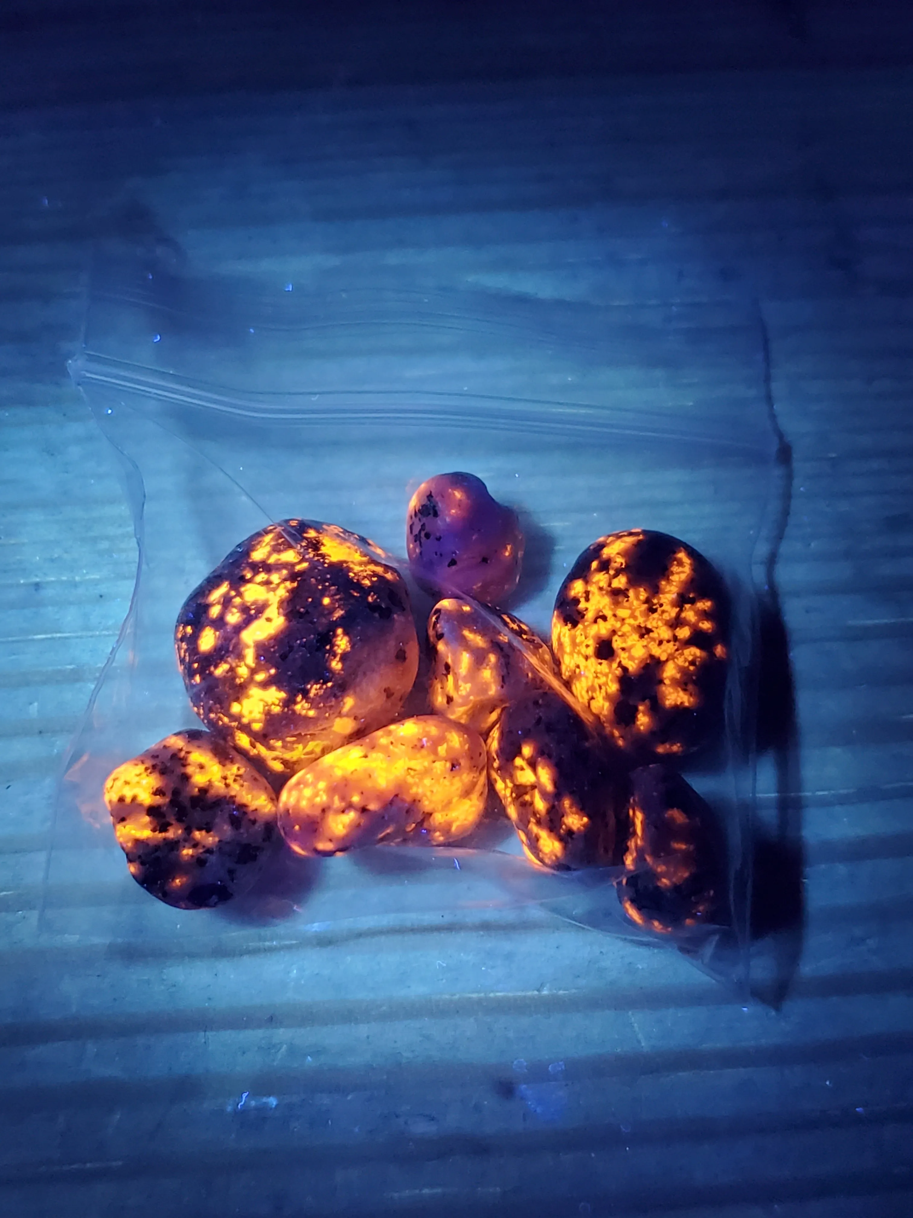 Mini Yooperlites Glow Bag - 0.5 ounce bag of Mini Yooperlites