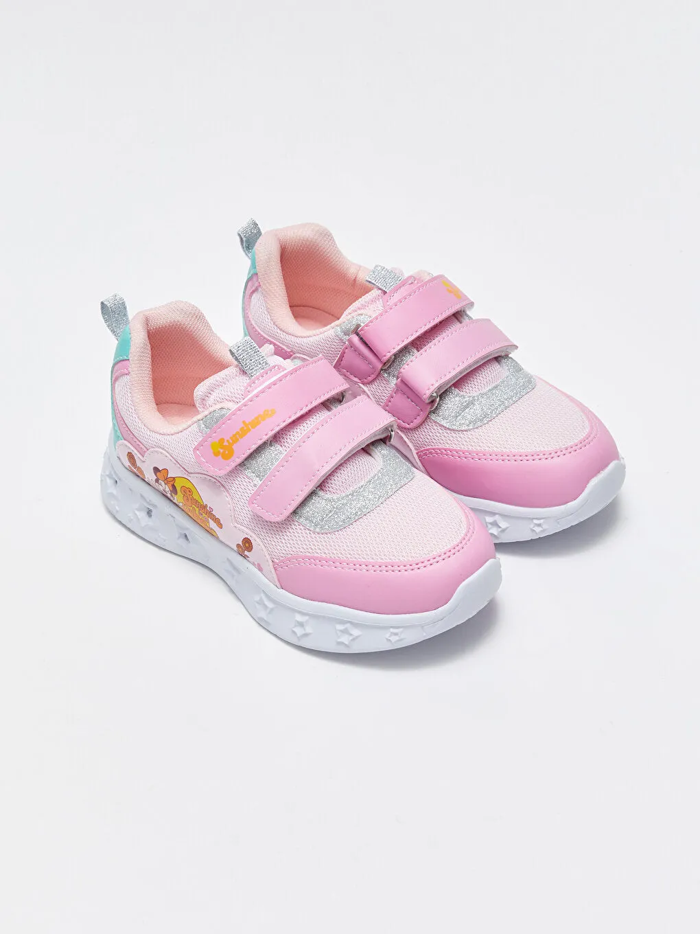 Minnie Mouse Printed Exciting Steps Sneakers