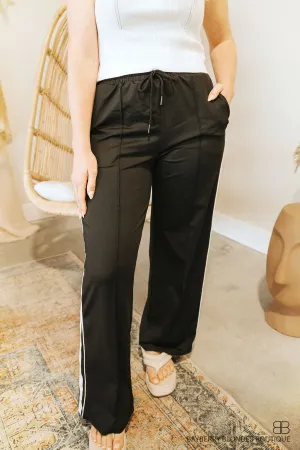 Nova Wide Leg Sweat pant-Black/White