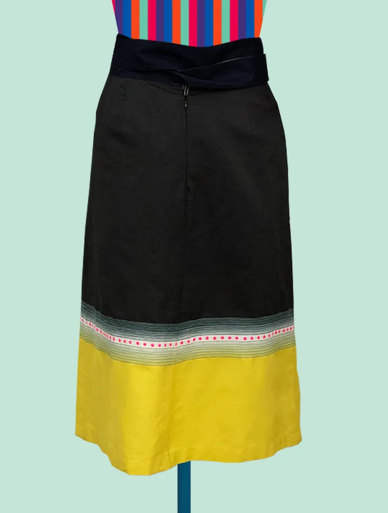 Obi-Belt Skirt with Yellow-Border Hem