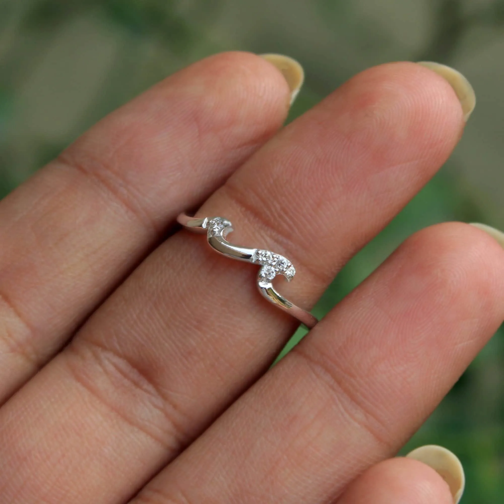 Ocean Tide Wave Ring Bold