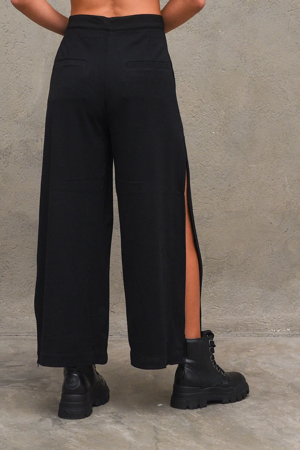Olympia Roma Pant - Black