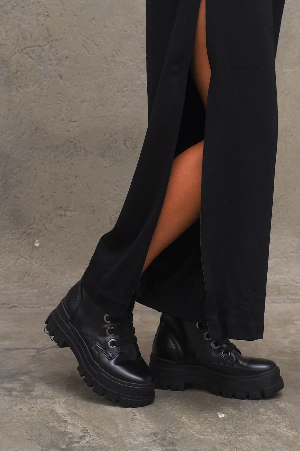 Olympia Roma Pant - Black