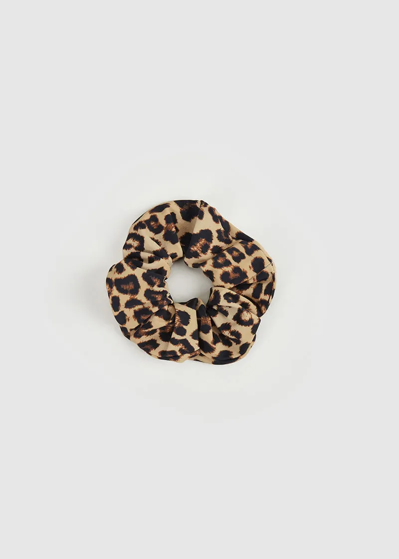 OVERSIZED SCRUNCHIE
