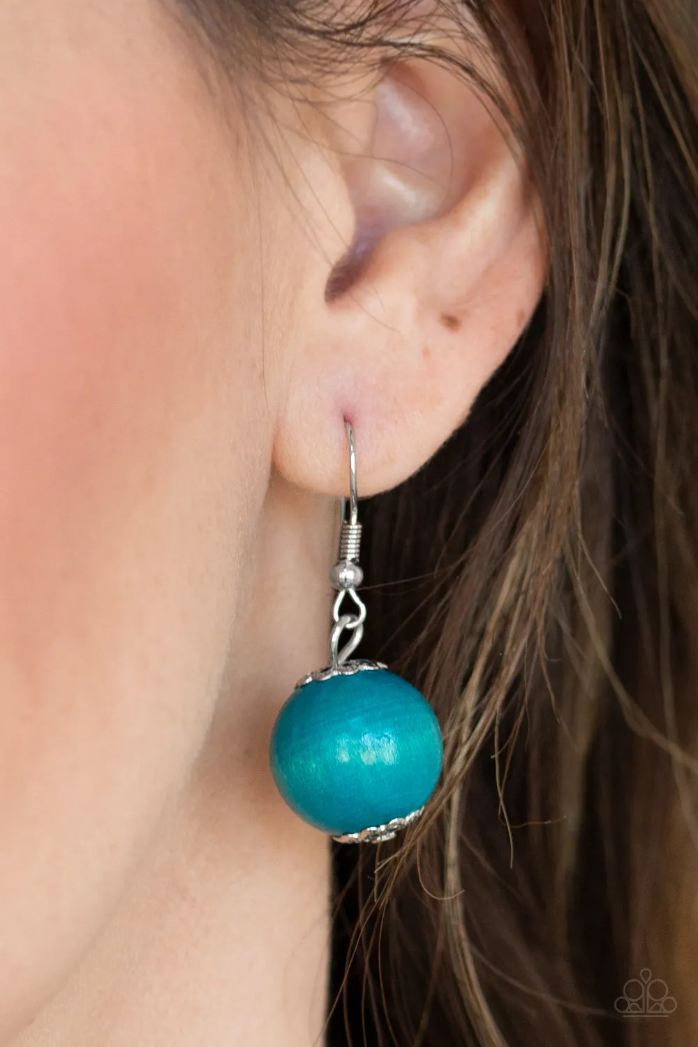 Paparazzi - Caribbean Cover Girl  - Blue Wood Necklace
