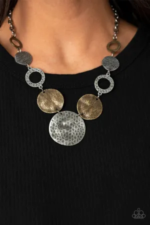 Paparazzi - Terra Adventure - Silver Silver Necklace