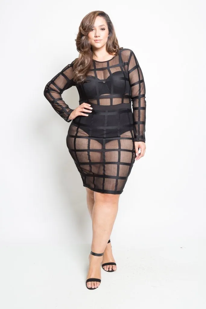 Plus Size Designer Showstopper Detailed Mesh Grid Dress
