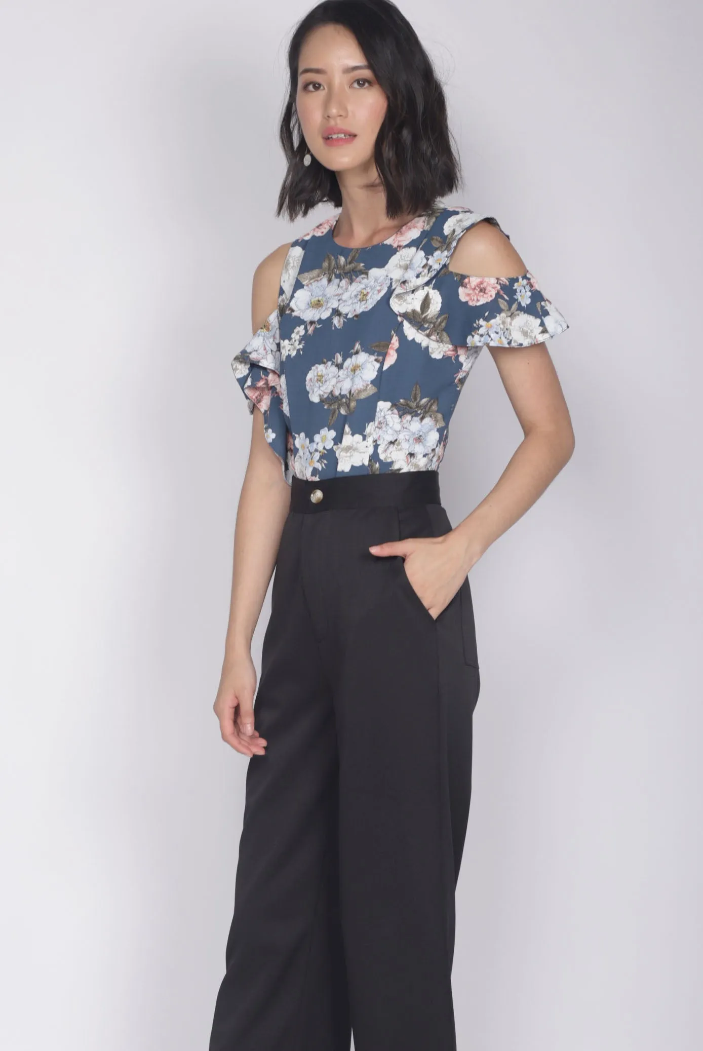 *Premium* Christie Ruffle Floral Top In Blue