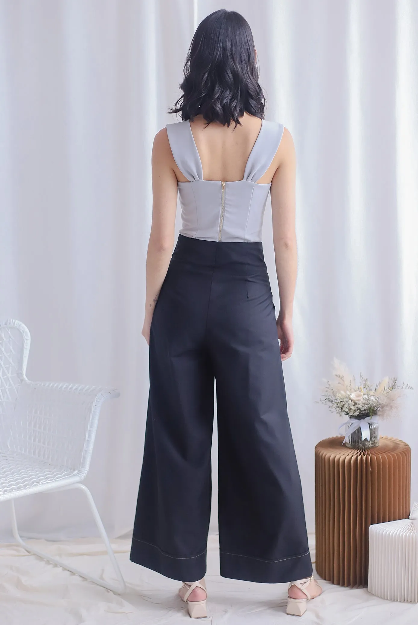 *Premium* Moriah Ruched Strap Top In Grey