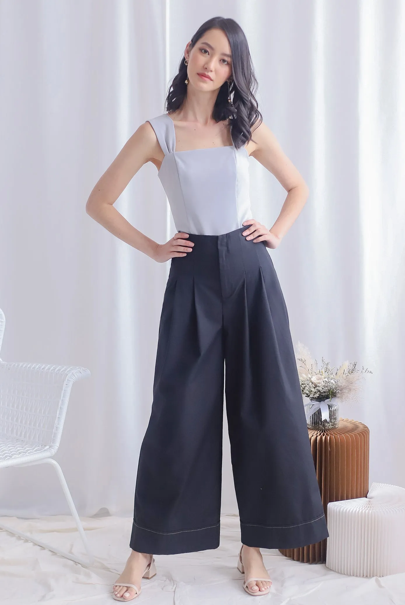 *Premium* Moriah Ruched Strap Top In Grey
