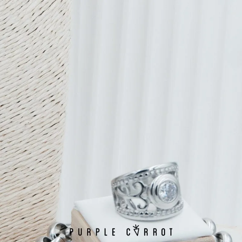 Round Stone Ring